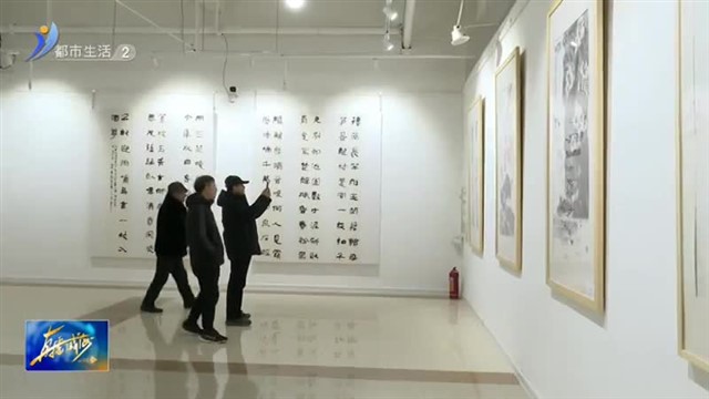 乳山举办首届民间文艺家艺术作品展【威海广电讯】